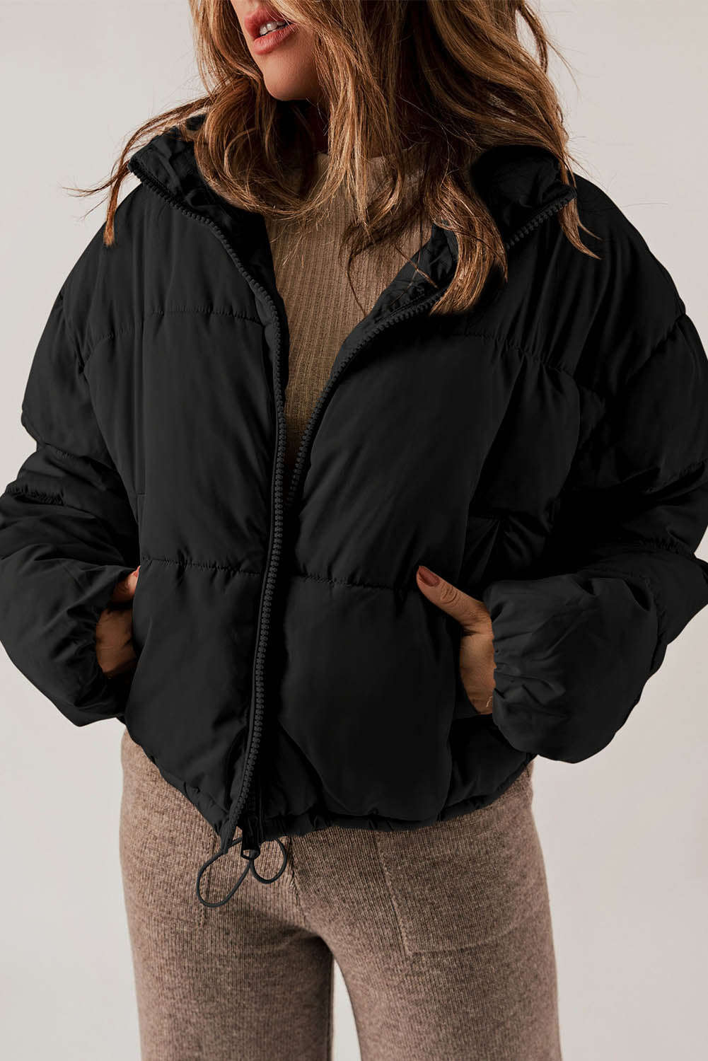 EMMA | Vinterkomfort Deluxe: Den Perfekte Puffer til Stil og Varme