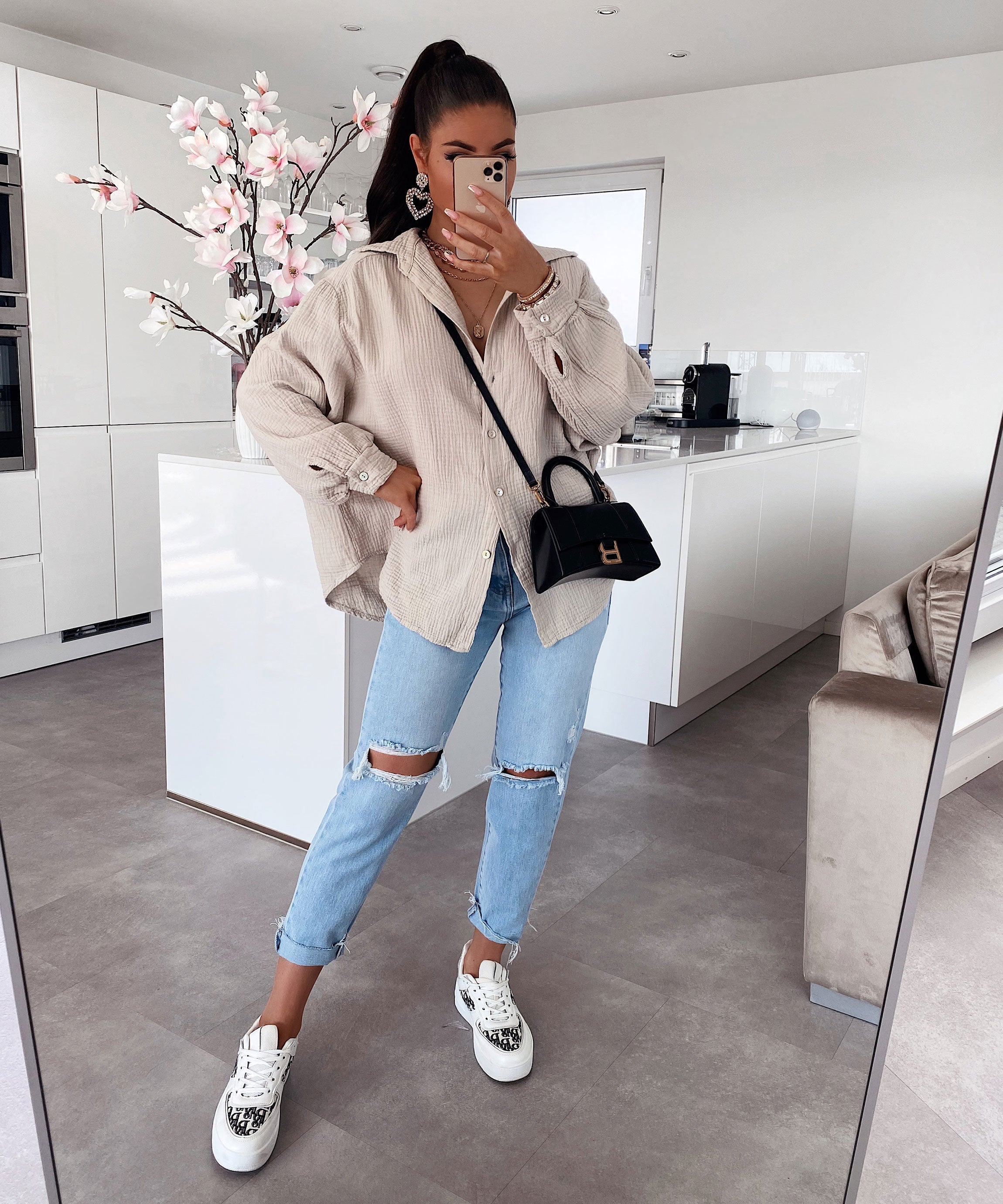 Faye | Oversize Musselinbluse i Beige