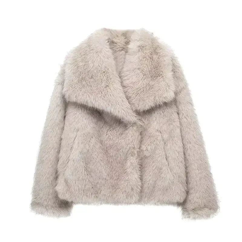 Amelia | Din Fluffy Glam Jakke til Kolde Dage