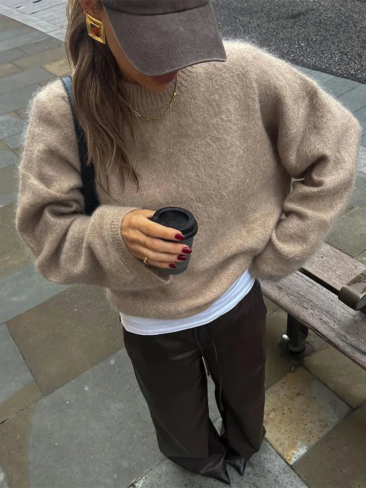 SOFIE | Den feminine strikpullover til stilfuld komfort og elegance