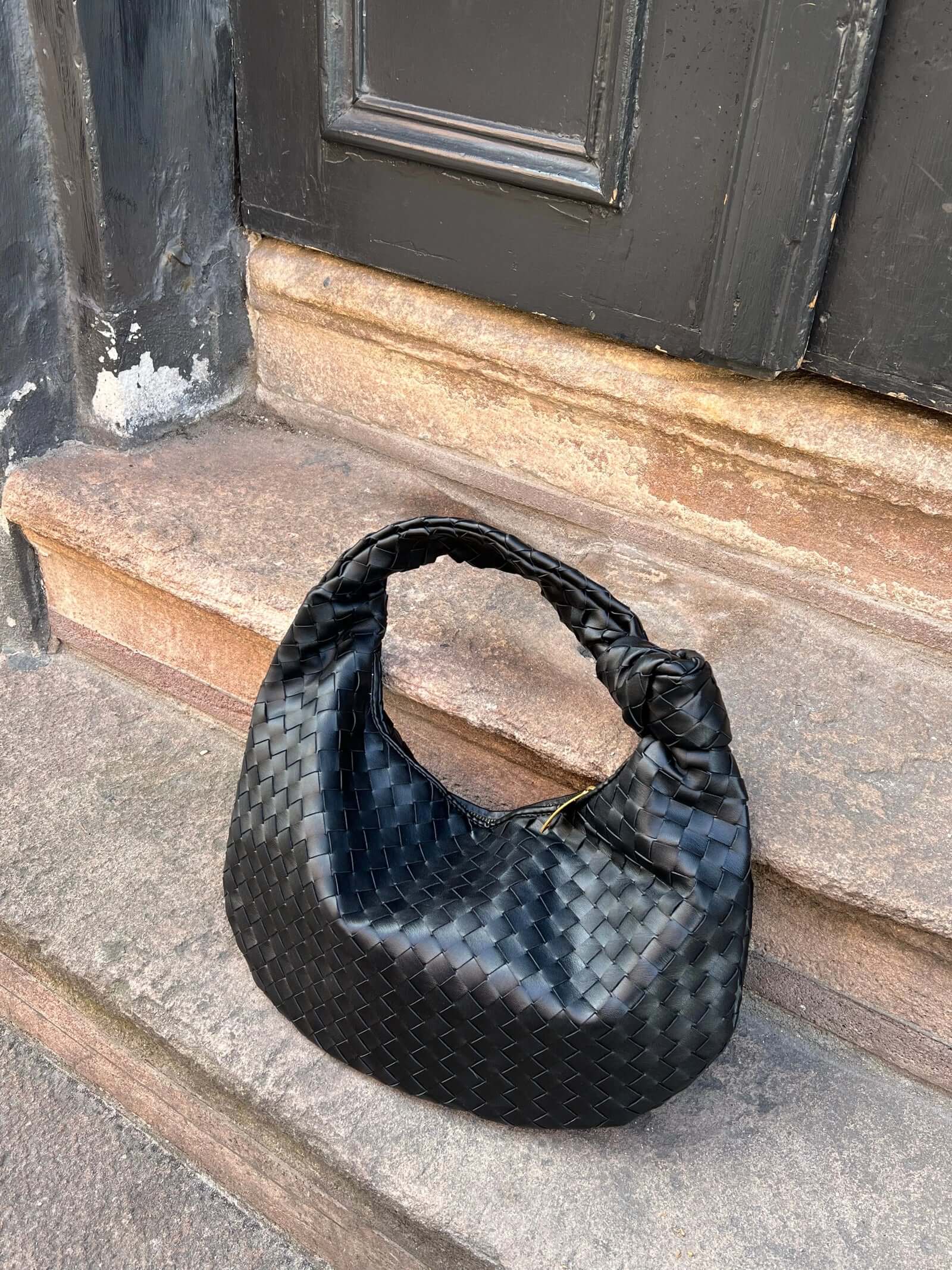 Elegant gewebte skuldertaske medium