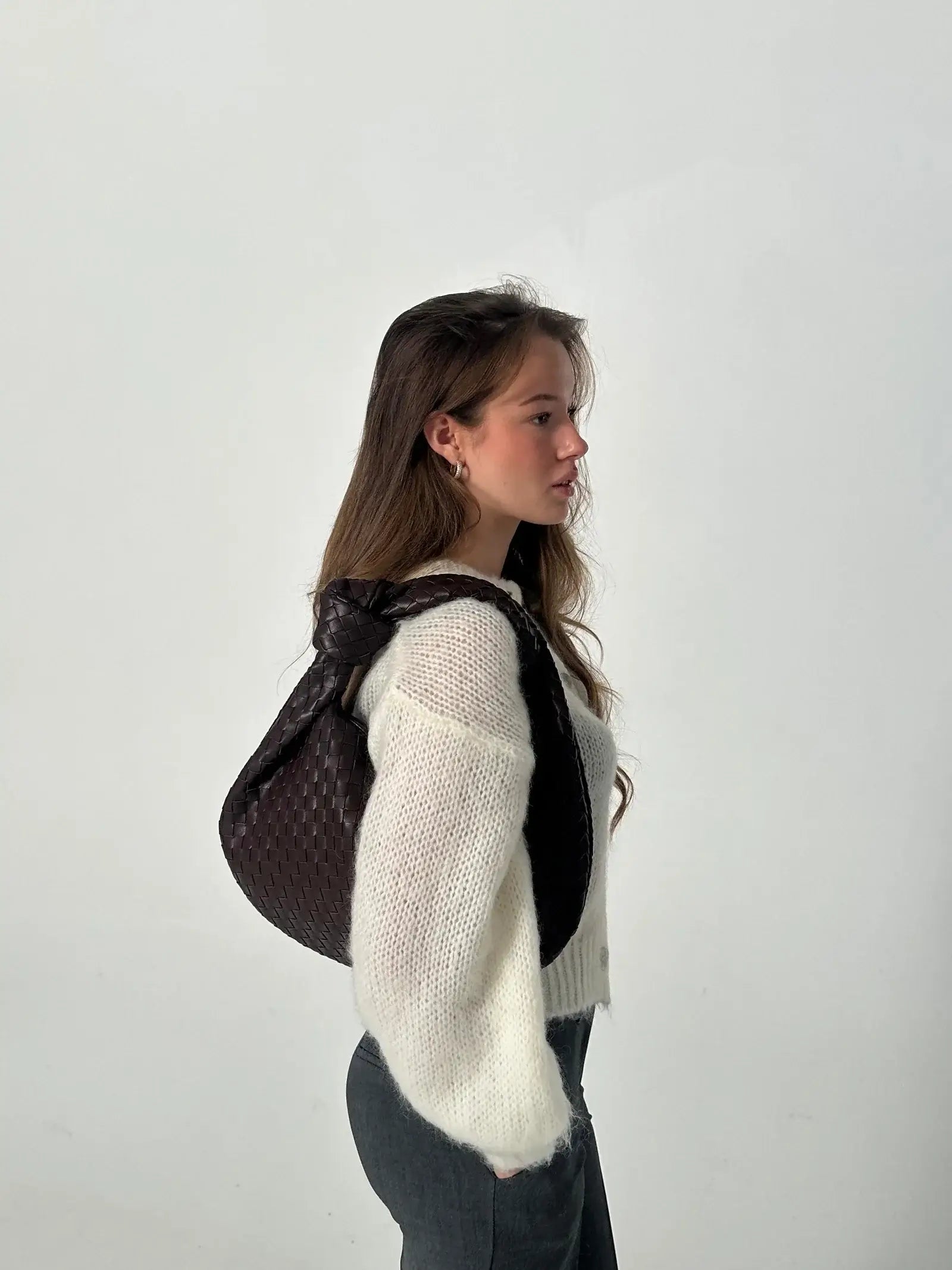 Elegant gewebte skuldertaske medium