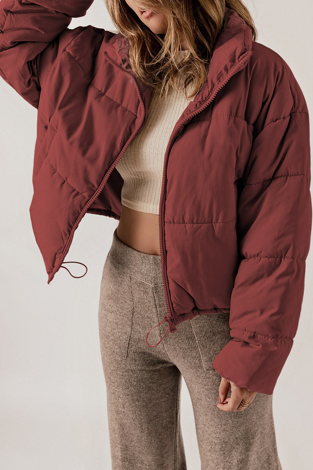 EMMA | Vinterkomfort Deluxe: Den Perfekte Puffer til Stil og Varme