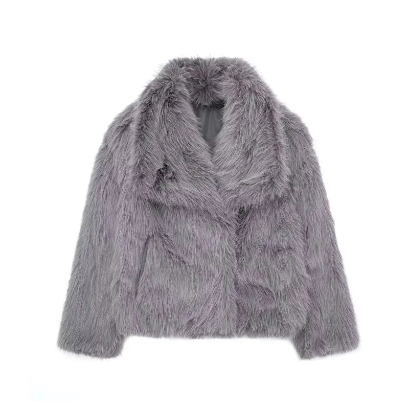 Amelia | Din Fluffy Glam Jakke til Kolde Dage