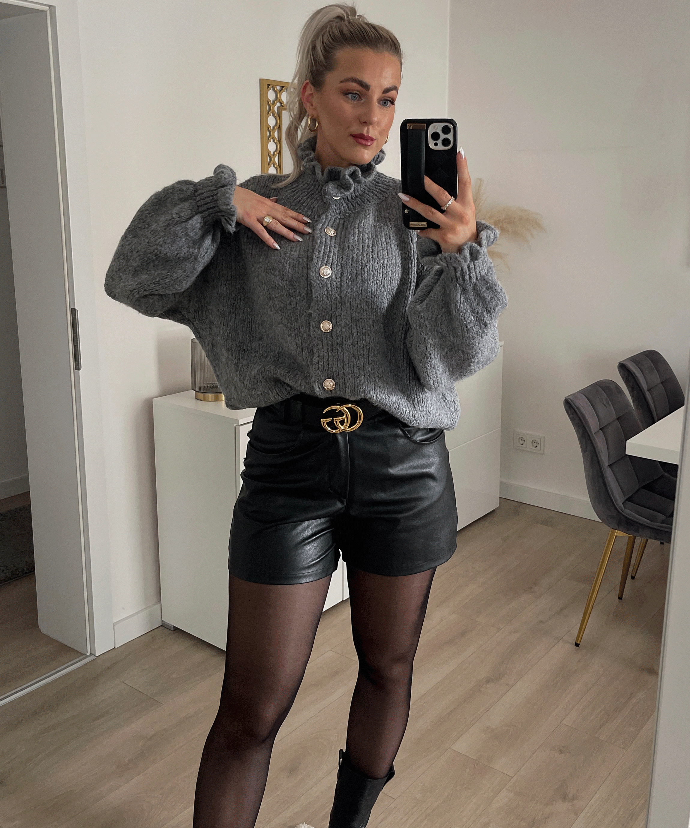 Alana | Mørkegrå Strikjakke