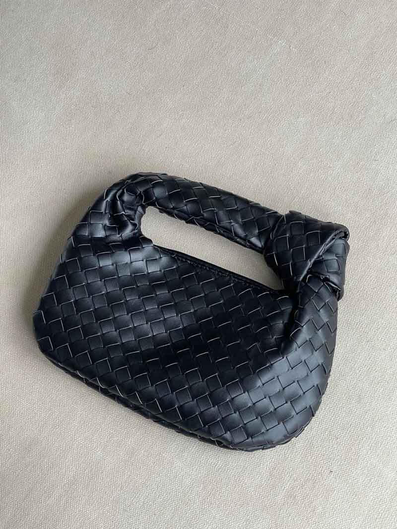 Vævet Mini Taske: Elegance til Hver Dag