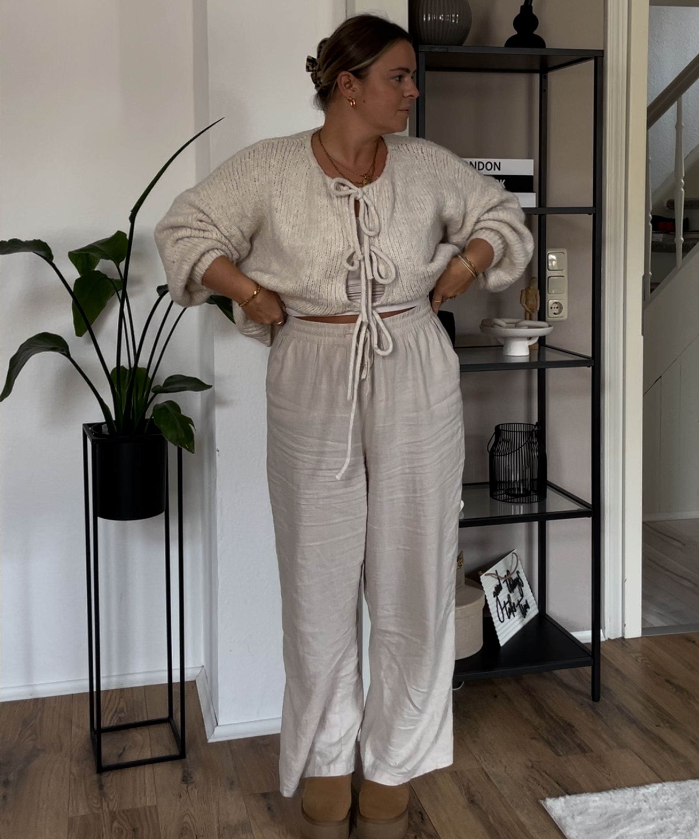 Fia | Sløjfe Strikjakke i Beige