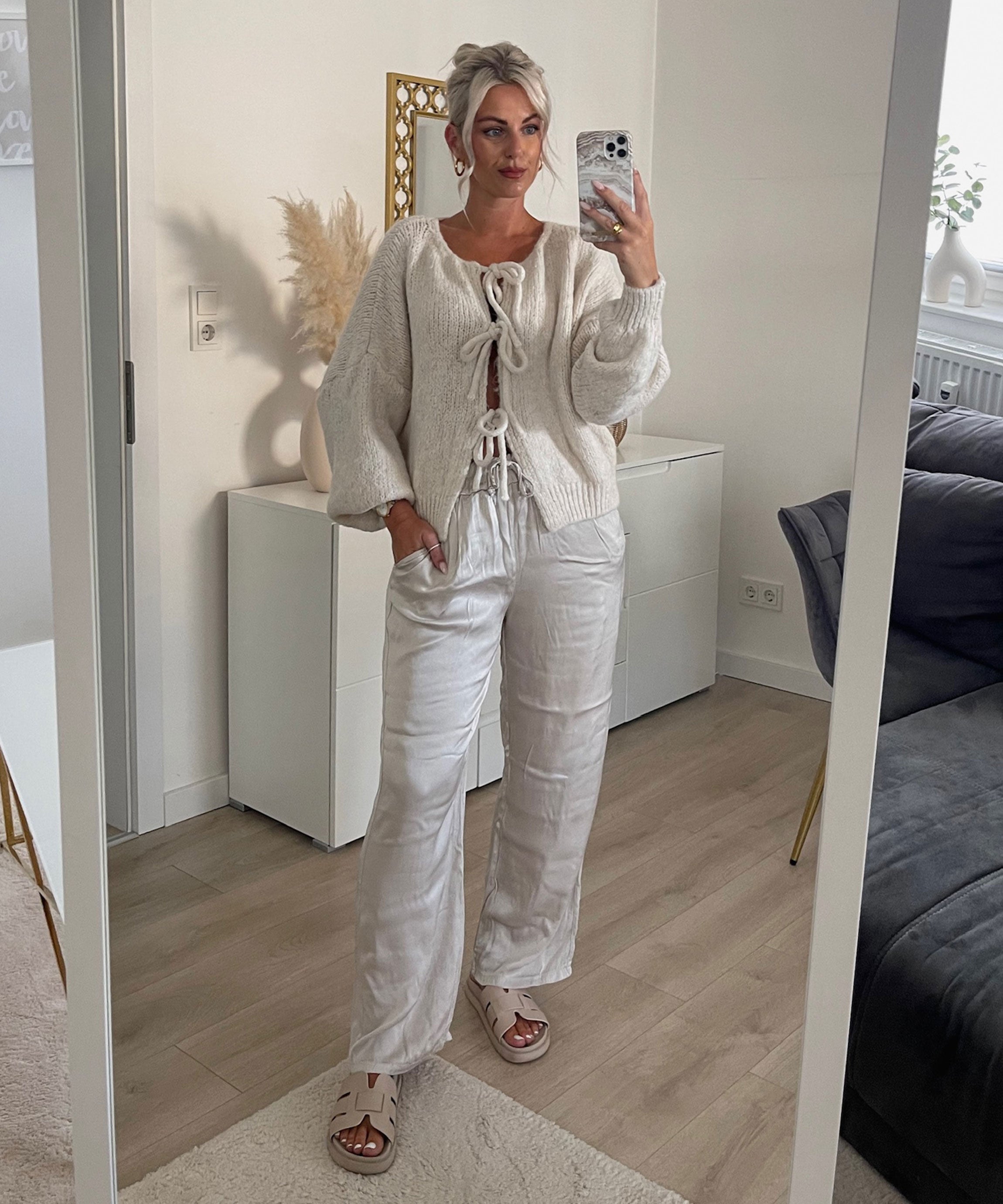 Fia | Sløjfe Strikjakke i Beige